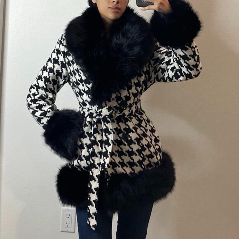 Pink Faux Fur Trim Houndstooth Women's Coat - Picture 12 of 12